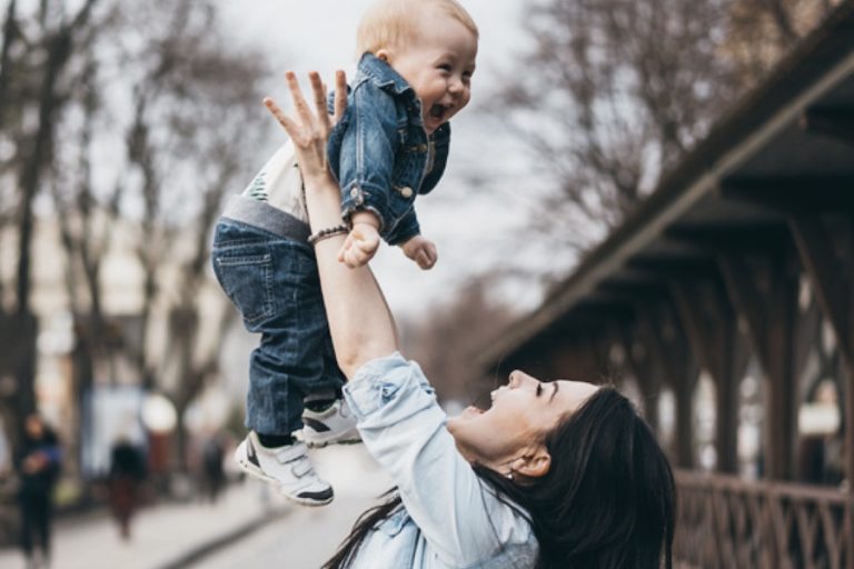 Tik am Tibarg > Marei Schachschneider > Verschoben: Kindertag Kids Day > chiropraktische Sicht auf kleine und große Kinder > Chiropraktikerin Hamburg Niendorf > 900x715