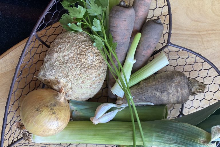 Tik am Tibarg > Marei Schachschneider > Gemuese in einer Herzform > Gesund